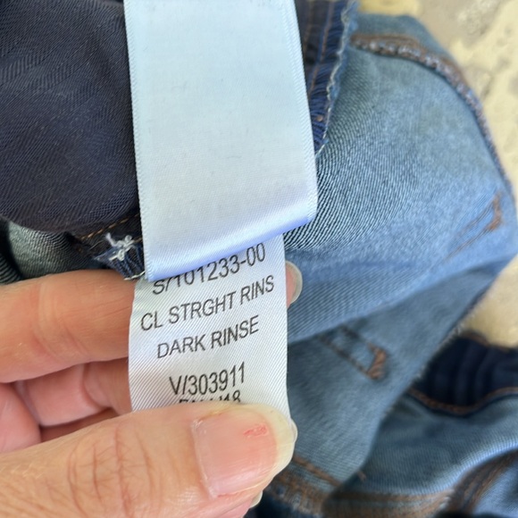 BNWOT Classic straight dark wash tall Gap denim blue jeans - Picture 13 of 14